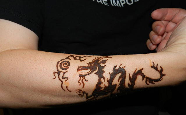 Body Art Dragon Henna