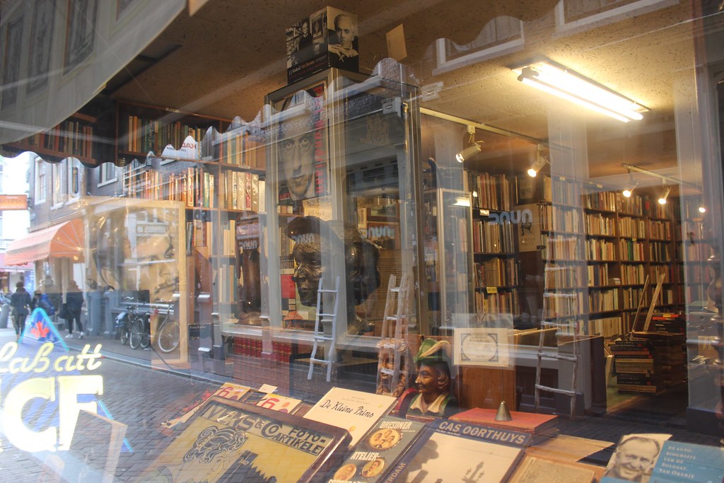 The lovely bookshops | Sofia Gk | Flickr