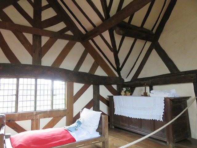 UK - Warwickshire - Wilmcote - Mary Arden's Tudor Farm - Palmer's Farm - Upper floor - Bed