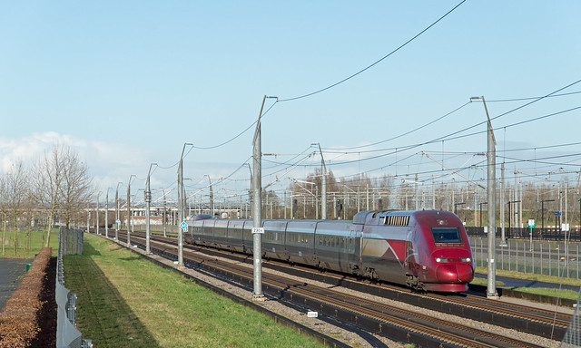Lage Zwaluwe Thalys stel 4344 op weg naar Paris Nord