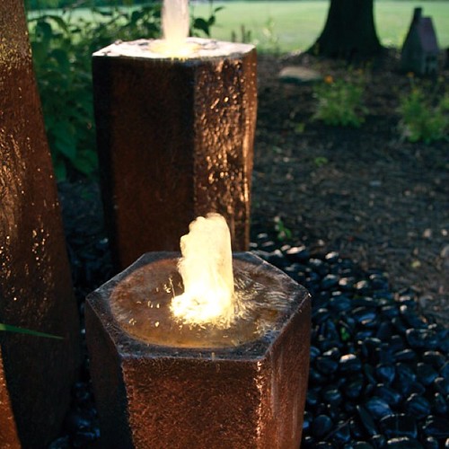 #basaltcolumns #fountains #landscaping #nofilter #atlanticwatergardens #discoverthedifference | by atlantic_watergardens