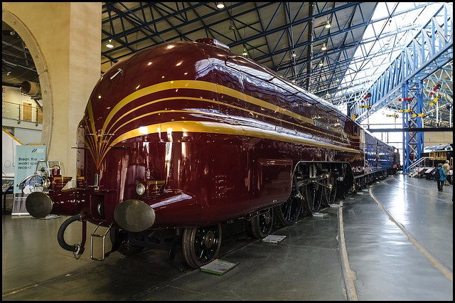 LMS(R) Steam Locomotive 'Duchess of Hamilton' 4-6-2 Coronation class, No 6229