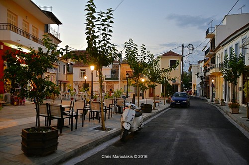 peloponnese pylos oikonomides square vespa sunset nikon d7000 chris maroulakis 2016