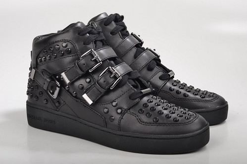 Michael Kors Bryn Sneaker High-Top Sneaker mit Nieten 43F4… | Flickr