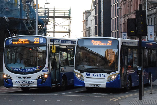 MG I6009 and B8022 @ Hope Street/Argyle Street, Glasgow