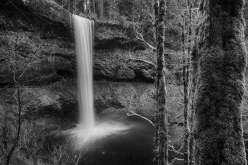 ian sane images thesouthanselstyle black white monochrome ansel adams south falls silver state park sublimity silverton oregon landscape nature photography long exposure waterfall canon eos 5ds r camera ef1740mm f4l usm lens