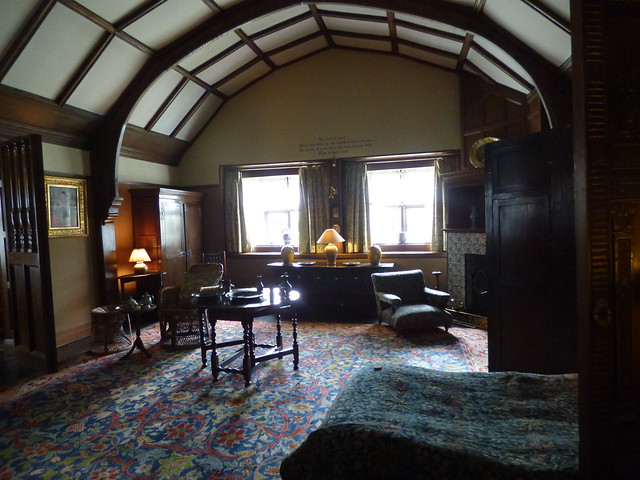 Wightwick Manor - Guest bedrooms - Oak Room