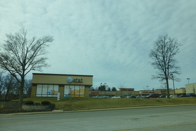 AT&T Store - S. Kirkwood Rd. - Kirkwood, MO_P1530180c