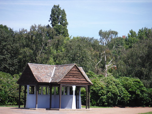 Shelter, Dulwich Park SWC Short Walk 9 - Sydenham Hill to Dulwich Village