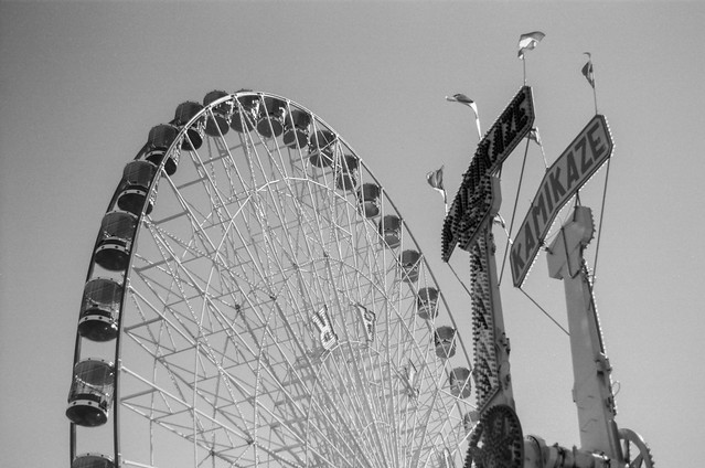 Ferris wheel & Kamikazi, Texas State Fair.