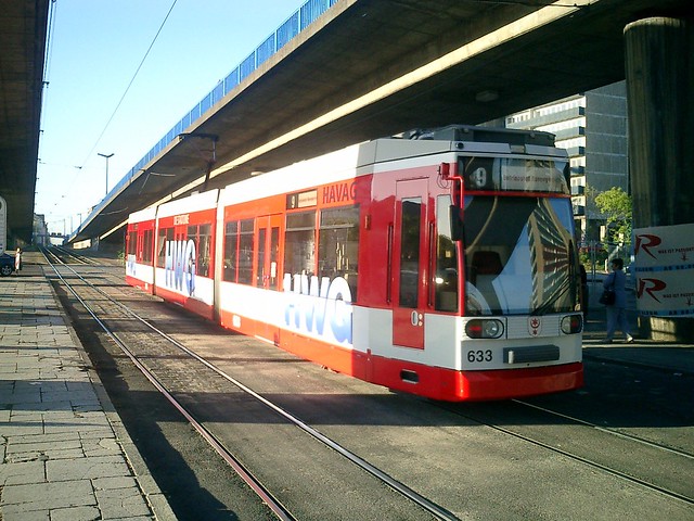 Tram Halle