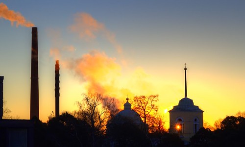 cloud sun tree church clouds sunrise canon suomi finland lens religious eos town spire flare rise plume kotka 1200d
