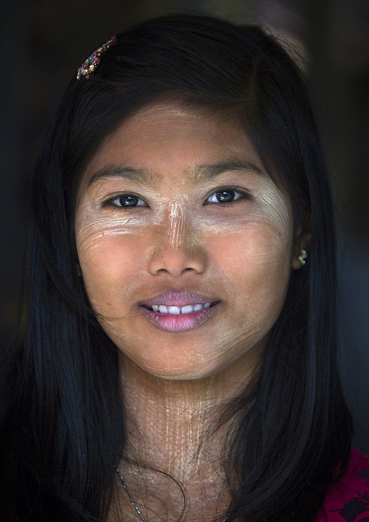 Beautiful Burmese Woman, Ngapali, Myanmar.