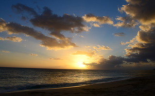 Sunset at Lualualei Beach Park, Wai'ane, Oahu, Hawaii