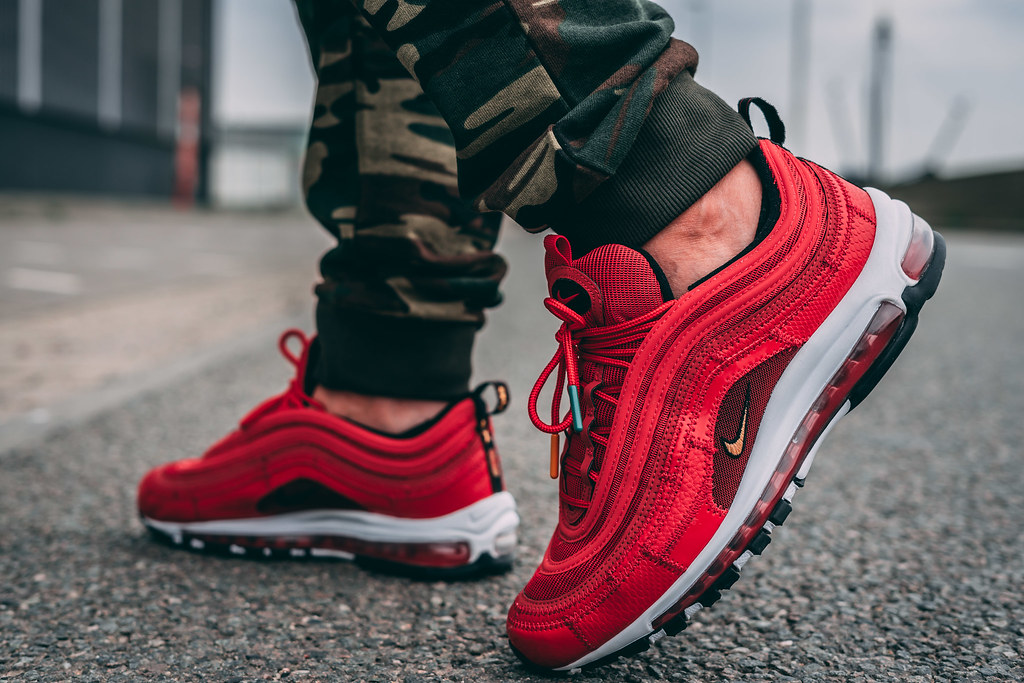 all red air max 97 cr7