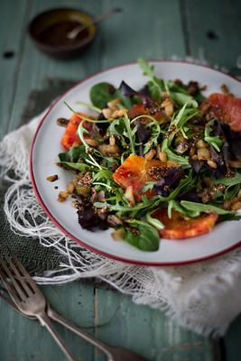 ROCKET AND SPINACH SALAD WITH BLOOD ORANGE AND CARAMELISED FENNEL