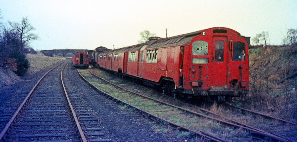 R1327.  Pre '36 Tube Stock at Kettering. 4th April, 1964.
