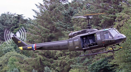 BELL UH-1 HUEY EAST FORTUNE | by toowoomba surfer