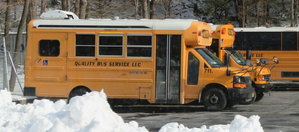 Quality Bus Service Quality Bus Service #711a | ThoseGuys119 | Flickr