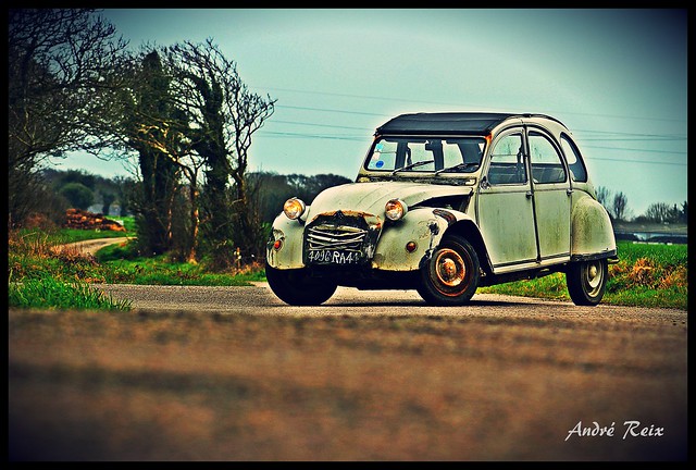 Even Ugly 2cv's Are Beautiful !