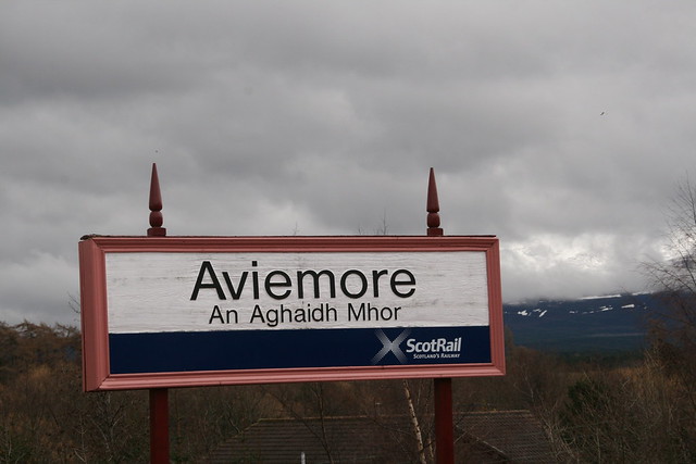 AVIEMORE STATION SIGN 20150403