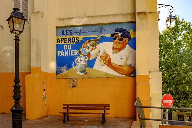 Street of Marseilles - Apéro!