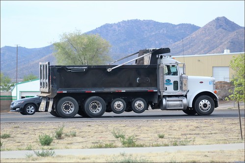 blatrucking bla peterbilt peterbilttruck truck trucking transport dumptruck 14wheeler 5axledumptruck