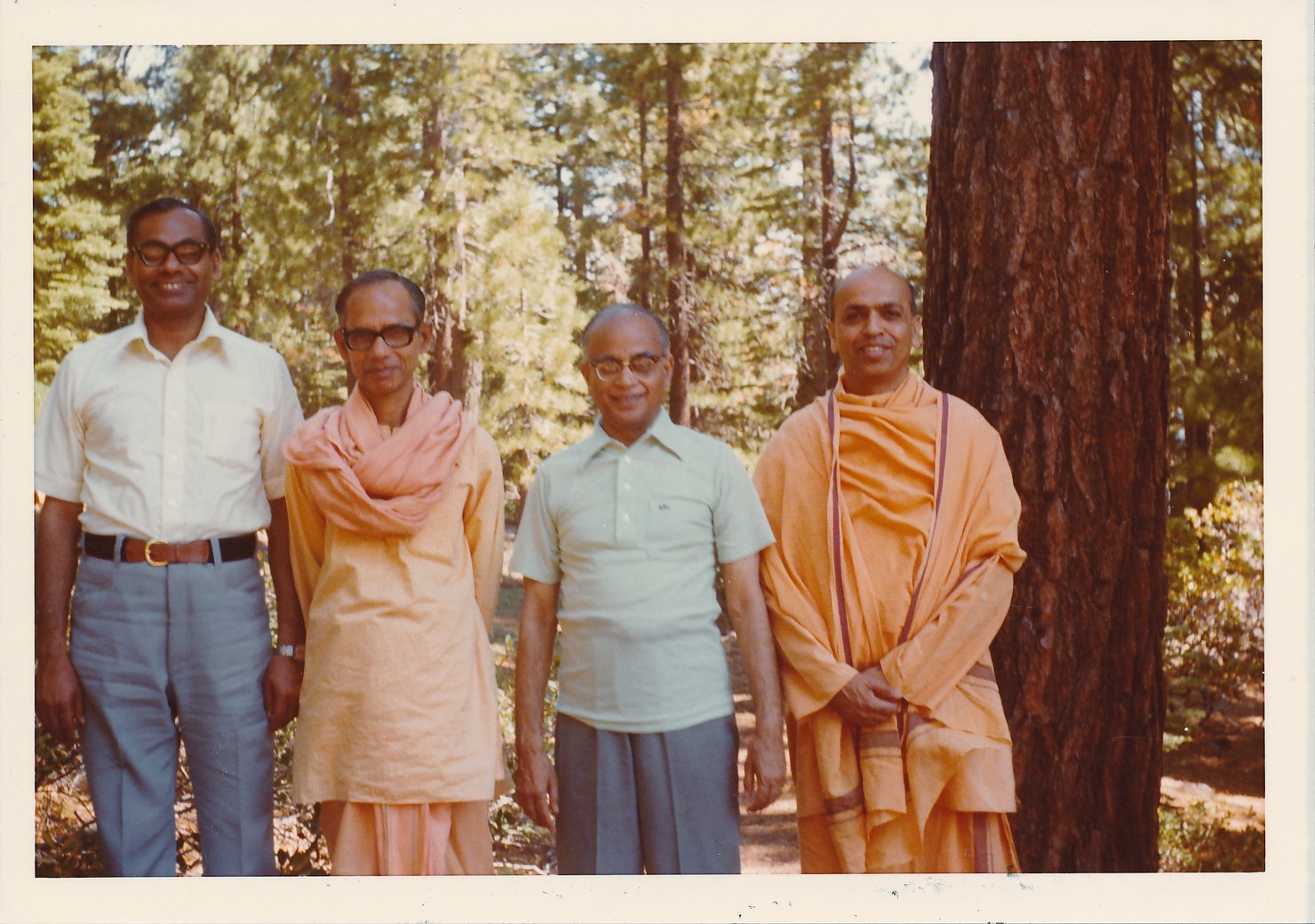 Olema Retreat Swami Tathagathananda Swami Swananda Swami Shraddhananda Swami Prabuddhananda