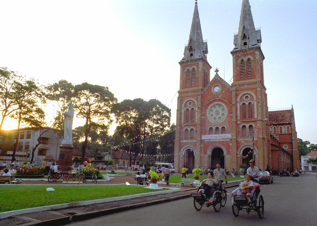 viet_sud_065 : la cathédrale de Saigon