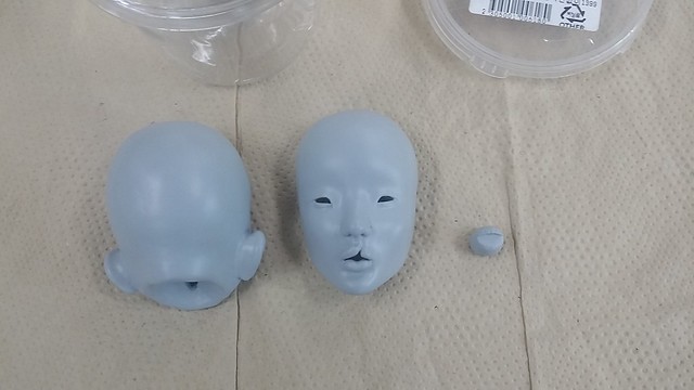 New head just arrived at Haru studio on 28th. Nice to meet you very special and precious! The next progress pictures will be posted soon.