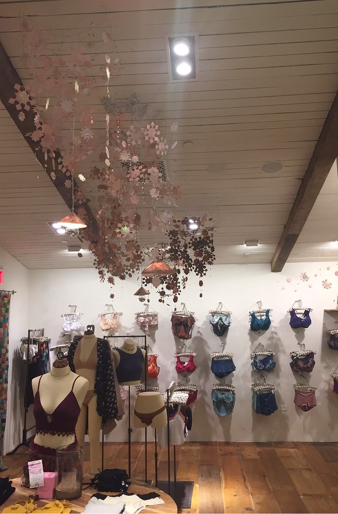 Intimates Display Store 1820: Fall 2016 Display (Intimates) | Flickr