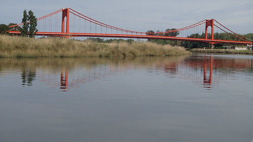 Puente colgante. Necochea, Argentina