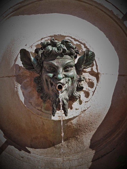 Ancona, Marche, Italy - Fontana del Calamo 1560, mascherone by Gianni Del Bufalo  CC BY 4.0