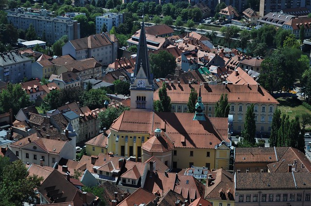 vista de la catedral san nicolas desde el castillo-LJUBLJANA-Eslovenia