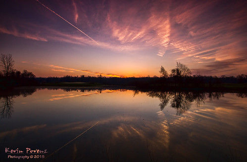 Saturday moning sunrise by Kevin Povenz, 2015-04-18 8842-CE2-L1T1
Sunrise at Wallinwood Golf course on Saturday morning.morning pink blue su