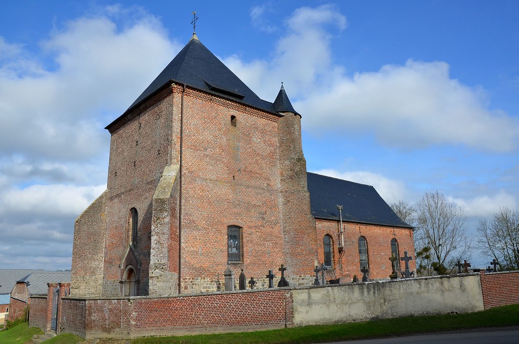Saint-Algis (Aisne - Thiérache) - Eglise Saint-Algis (église fortifiée)