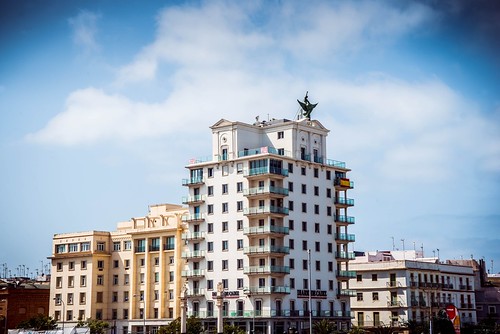 Edificio el Fénix | by Urban Street