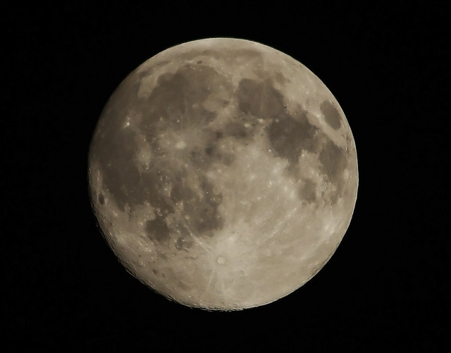 Juillet 2016. Moon 96%