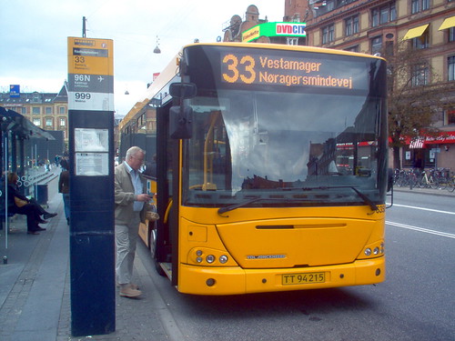 2005 VDL SB4000 TT94215 as Connex 6350 strange visitor route 33 | by SMS88aec