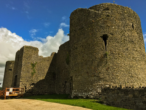 castle fred ie ireland noel nolaig outdoor roscommon ruin weekaway