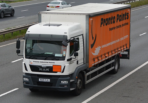 Pronto Paints    NU15YJL | by Harry's On The Road Truck Photos