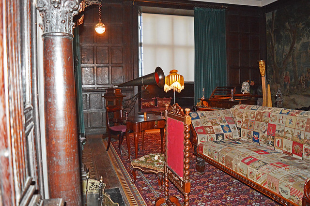 St Fagans Castle - Edwardian drawing room