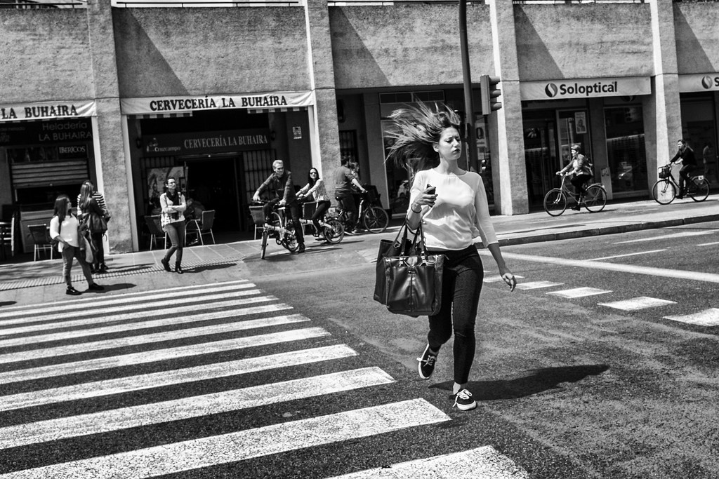Sevilla streets: crosswalk | Eduardo A. Ponce | Flickr