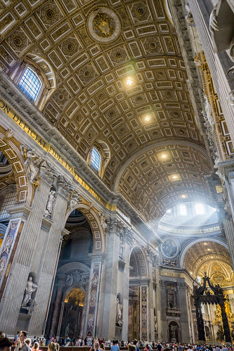 St Peter's Basilica | Osama Bhutta | Flickr