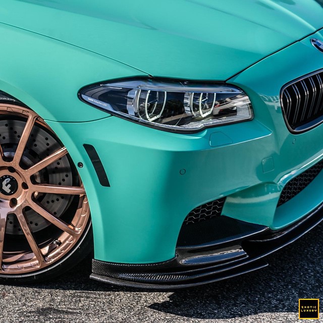 rose gold and tiffany blue