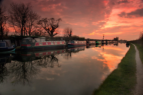 longexposure sunset reflection canon manchester evening boat canal nikon style captain filters narrowboat canalboat bridgewater bridgewatercanal 18135mm 60d