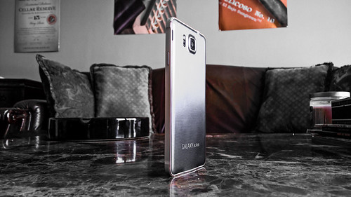 Samsung Galaxy Alpha | by teknoswAG.com