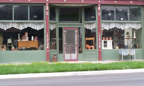 Country store window | Valerie Everett | Flickr