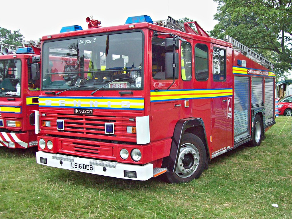452 Dennis DF Saxon Fire Tender (1993)