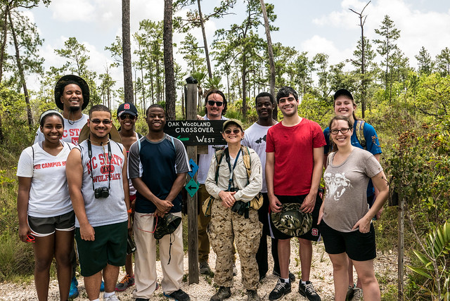 2015-05-13 TEC-1550086-Edit B Mallory with volunteers from NCSU on TEC's savanna trails